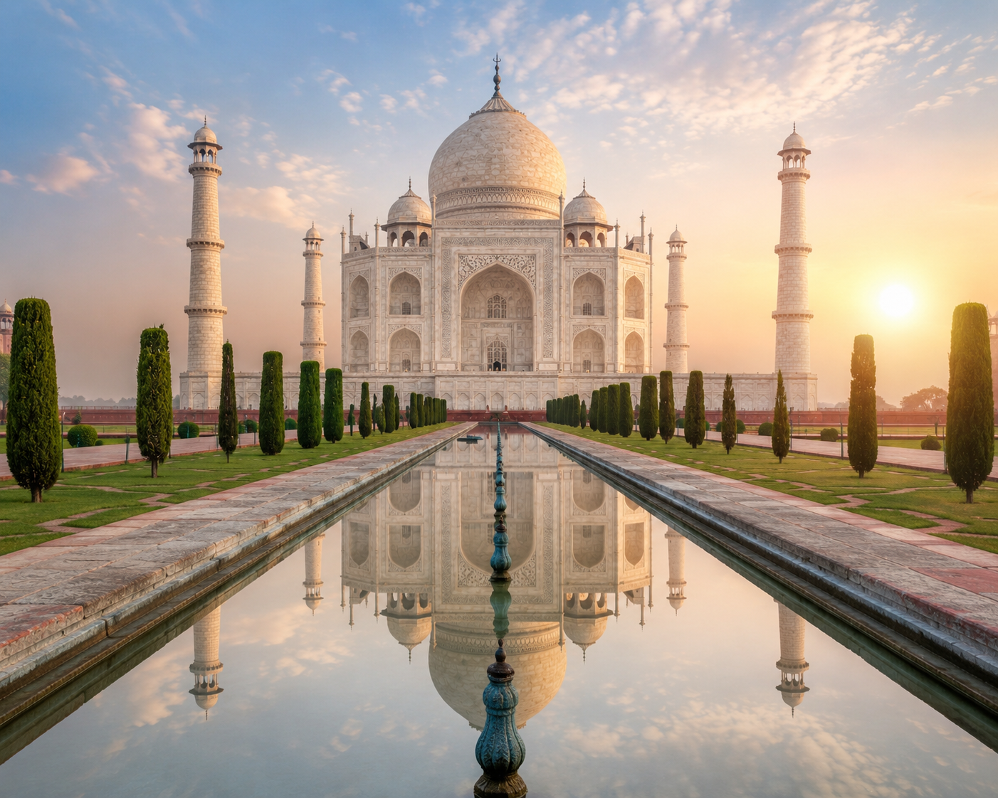 Best Time to Visit the Taj Mahal