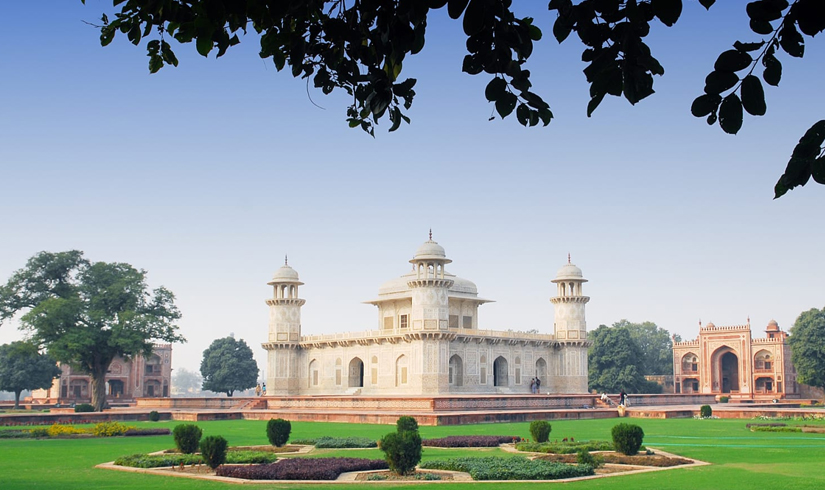Same Day Taj Mahal Tour From Delhi By Car